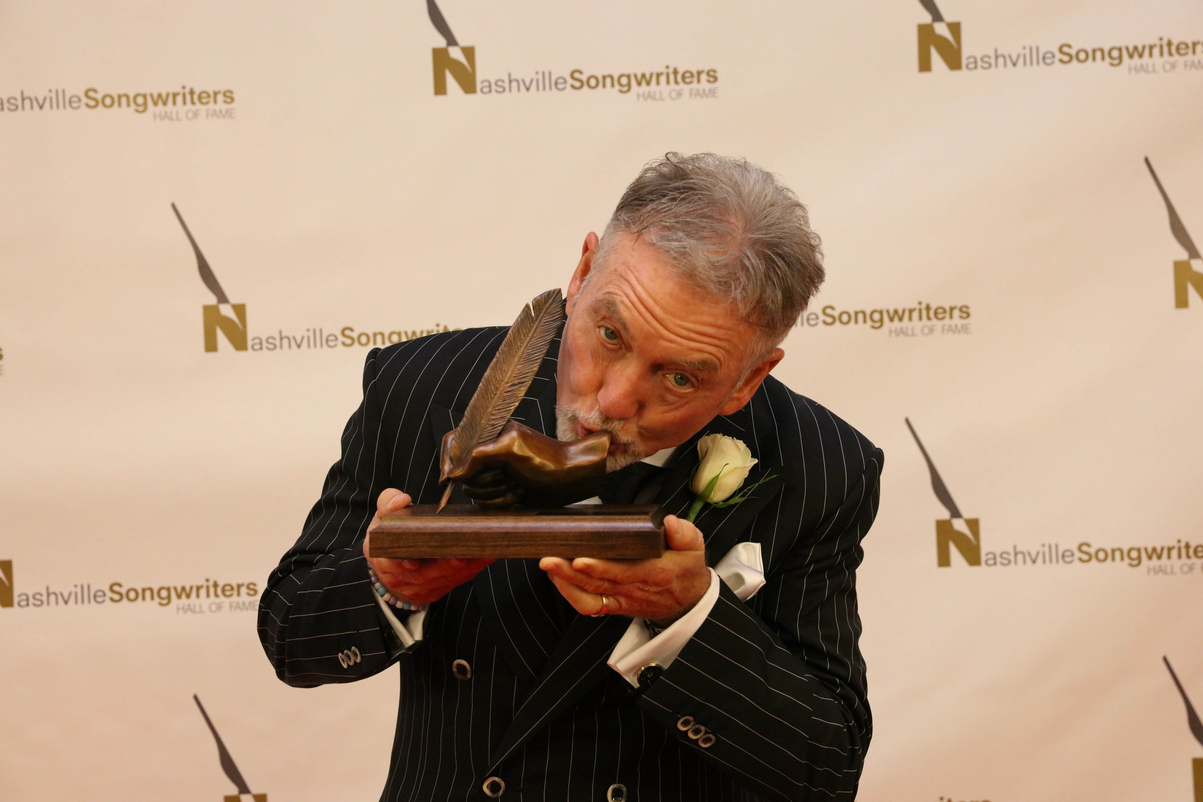 Larry Gatlin, Dwight Yoakam, and more join Nashville Songwriters Hall of Fame